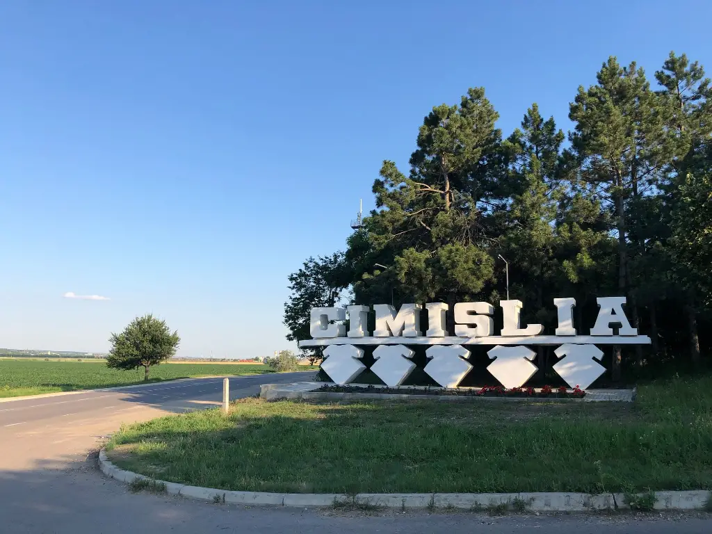 Evacuare auto profesională în Cimișlia și întreaga Republică Moldova.